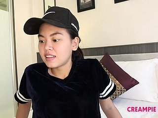 Thai girl trims beaver together with gets creampied