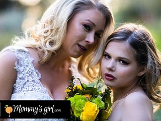 Cô gái của mẹ - phù dâu Katie Morgan Bangs Enduring Con gái riêng của cô ấy Coco Lovelock trước đám cưới của cô ấy