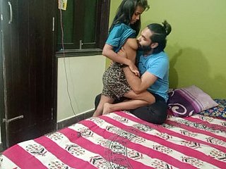 Gadis India Selepas Hardsex Kolej dengan Langkah Sister Domicile Home Alone