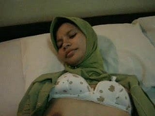 인도네시아어 - jilbab entot 디 호텔