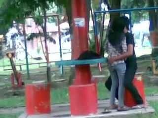 Shagging Malay ở Công viên