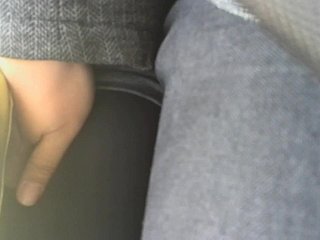 بس پر خاتون کی ٹانگ کو ٹٹولنا (part1 کے)