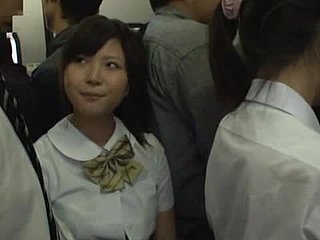 Japanese student gets unsatisfactory with a immigrant in a bus