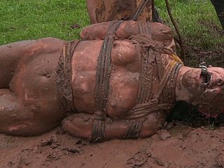 Ample dark haired bimbo rolls in mud cheaper than view be expeditious for scalding master